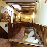 Pena Falcon Kır Evi Torrejón el Rubio