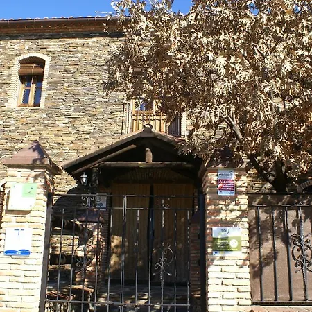 Pena Falcon