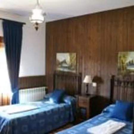 Peña Falcón Casa rural Torrejón el Rubio